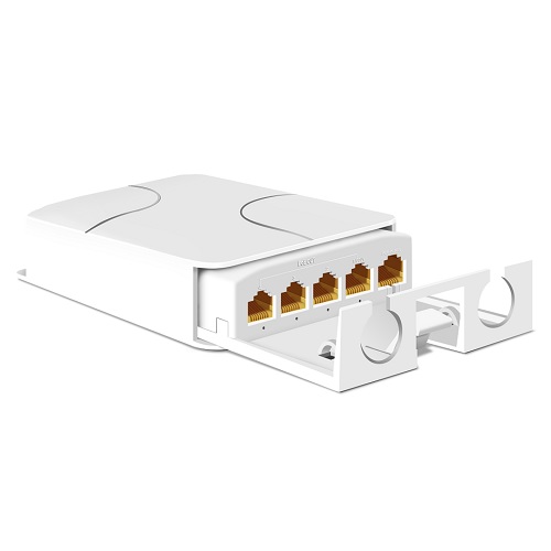 PoE extender switch 4x Gigabit PoE+1x Gigabit PoE UPLINK, 90W