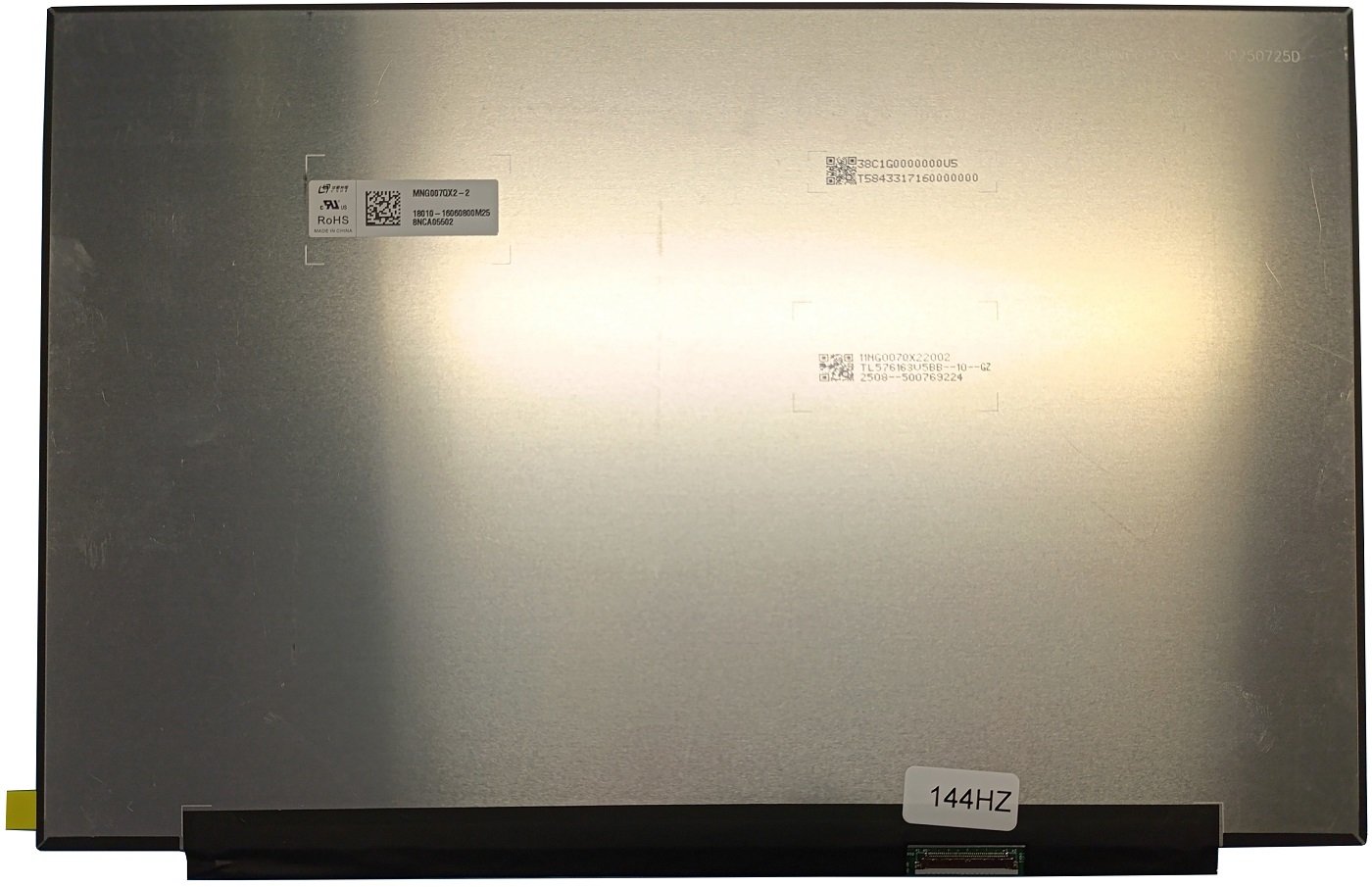 LCD-näyttö 16,0 tuumaa, 1920x1200 WUXGA, 144 Hz, WLED, mattapintainen, 40-napainen (oikealla), A+