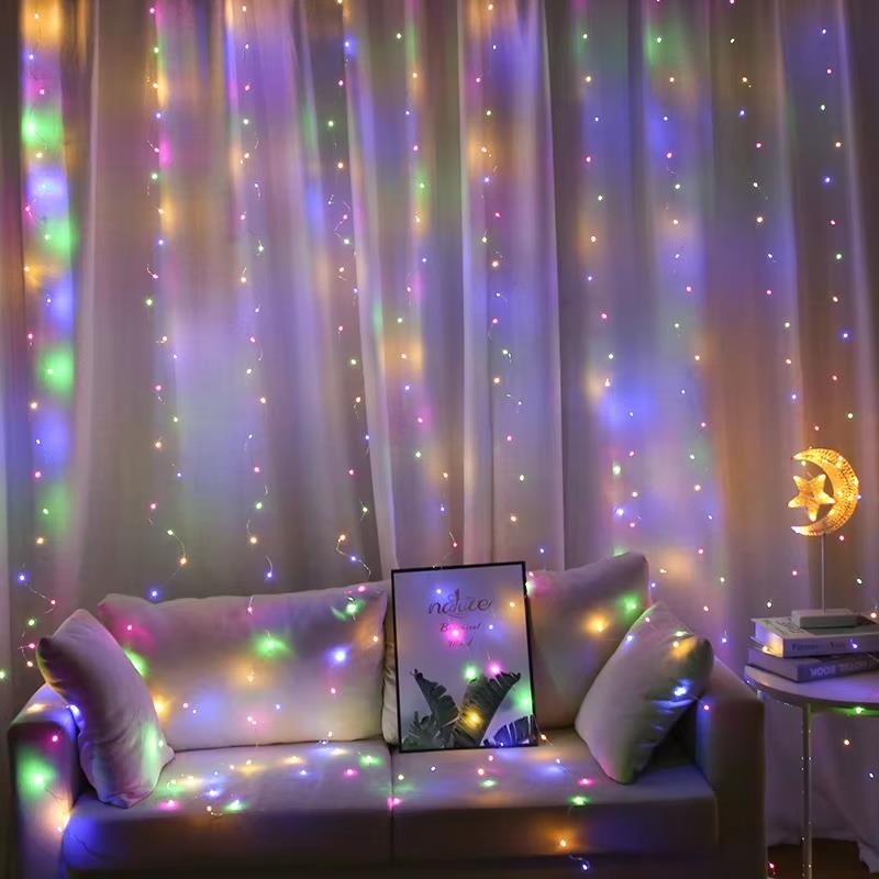 LED-valoverho (300 LED-lamppua) 3Mx3M monivärinen