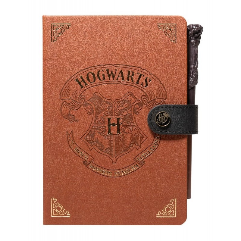 Harry Potter A5 -muistikirja taikasauvan muotoisella kynällä