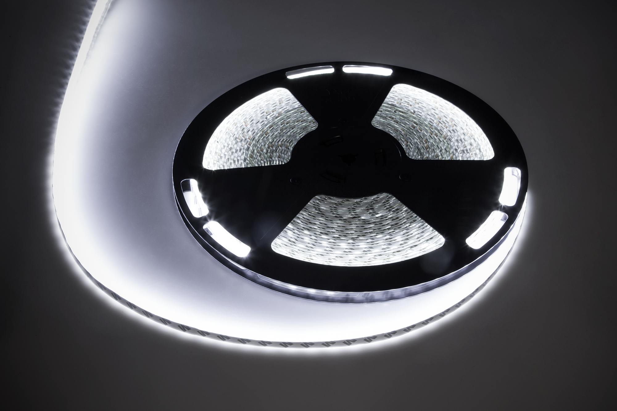Rebel vedenpitävä LED-nauha, 25 m, kylmä valkoinen, 1500 x 5050 SMD, 12 V