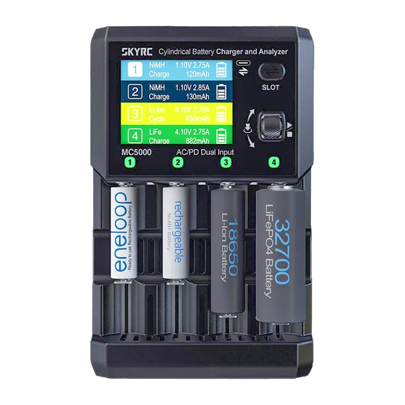 SkyRC MC5000 -akkulaturi ja -analysaattori, USB-C